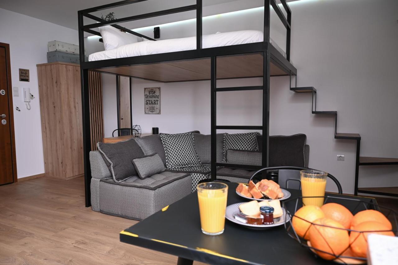 Appartamento Urban Loft By Neuvel Atene Esterno foto